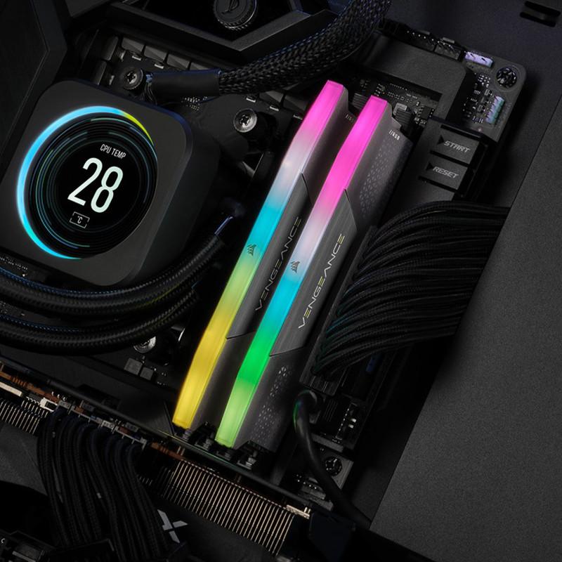 رم دسکتاپ کورسیر مدل VENGEANCE RGB DDR5 دو کاناله ظرفیت 64 گیگابایت سرعت 5600 مگاهرتز تایمینگ CL40 همراه هیت‌سینک خنک‌کننده