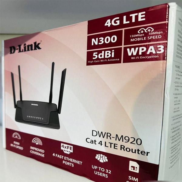 مودم روتر بی‌سیم 4G LTE دی-لینک مدل DWR-M920 با پشتیبانی از سیم‌کارت 3G/4G، سرعت تا 150 مگابیت بر ثانیه، پوشش کامل منزل با 4 آنتن خارجی، اتصال همزمان تا 32 کاربر و پورت‌های LAN و WAN RJ-45