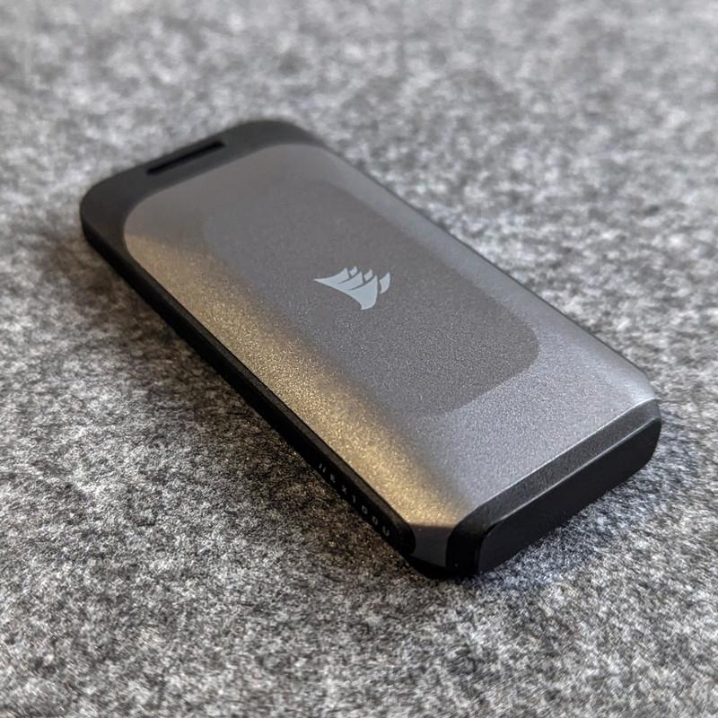 اس اس دی اکسترنال کورسیر مدل EX100U ظرفیت 2 ترابایت رابط USB 3.2 Gen2