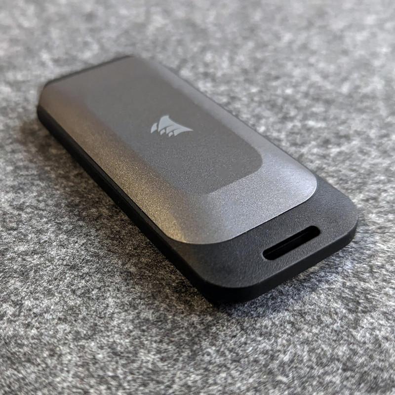 اس اس دی اکسترنال کورسیر مدل EX100U ظرفیت 2 ترابایت رابط USB 3.2 Gen2