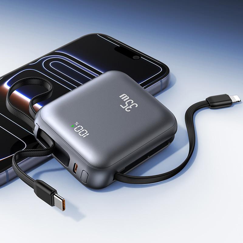 پاوربانک 35 وات یوسمز مدل CD261 ظرفیت 10000 میلی‌آمپرساعت