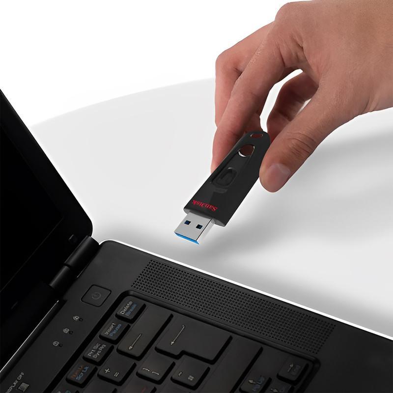 فلش مموری کشویی سن دیسک مدل CZ48 ظرفیت 128 گیگابایت با رابط USB 3.0، سرعت انتقال تا 100 مگابایت بر ثانیه، سازگار با USB 2.0 و قابلیت رمزنگاری اطلاعات