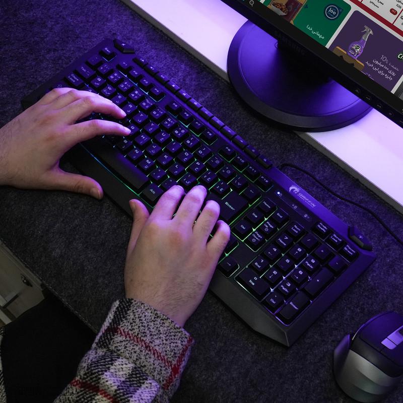 کیبورد گیمینگ گرین مدل GK701-RGB نورپردازی RGB Full-Size